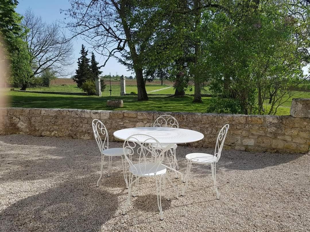 Вилла Domaine Et Manoir Du Picaud Монестье Экстерьер фото